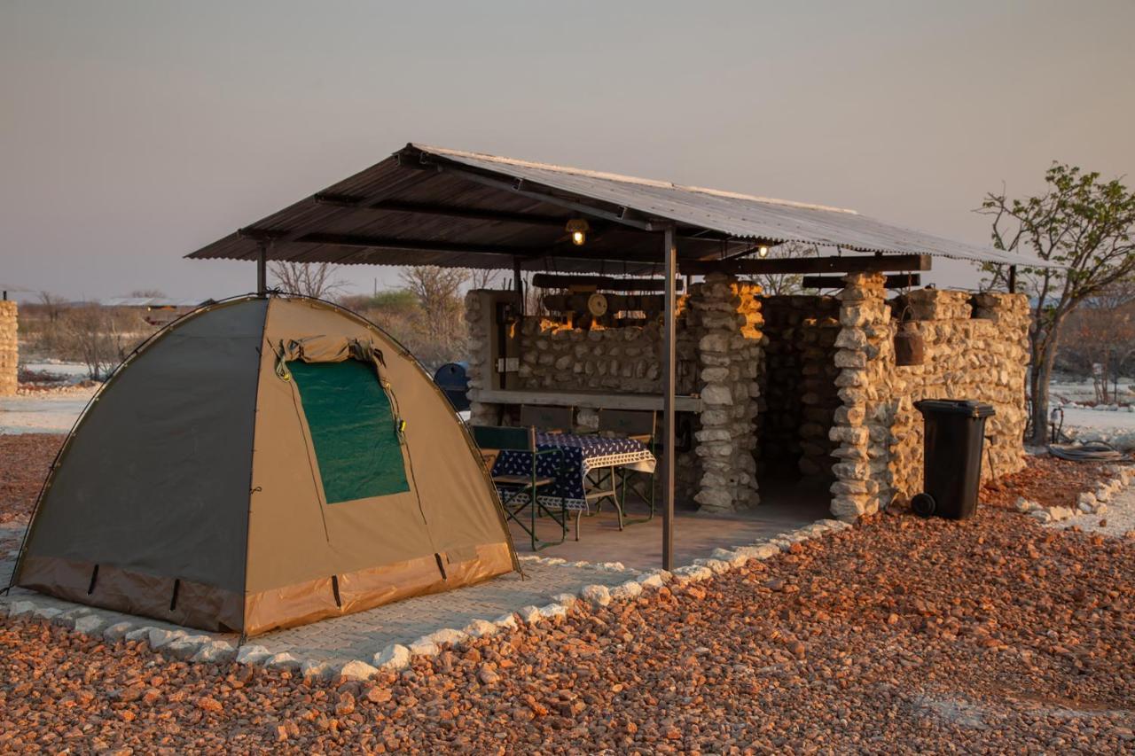 Etosha Trading Post Campsite Okaukuejo Exteriér fotografie